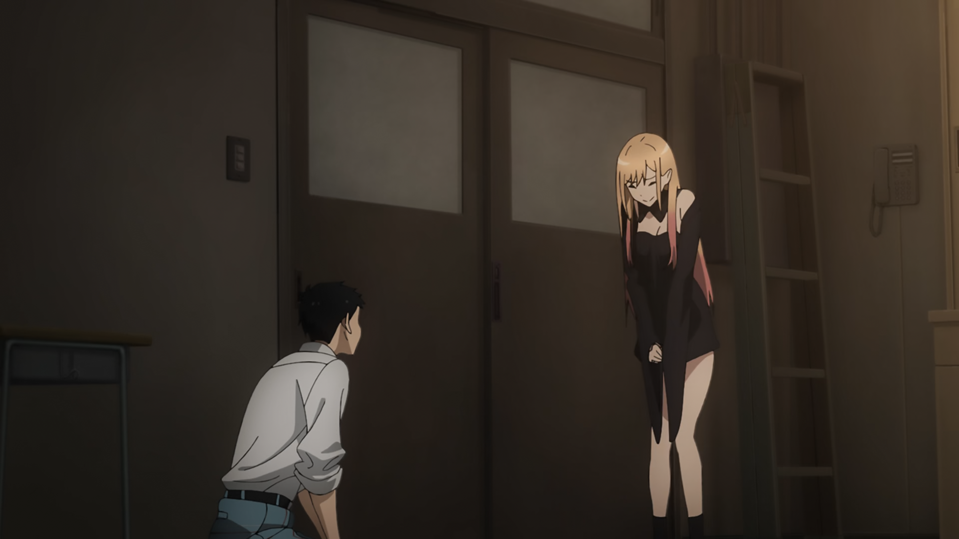 Ця фарфорова лялечка закохалася