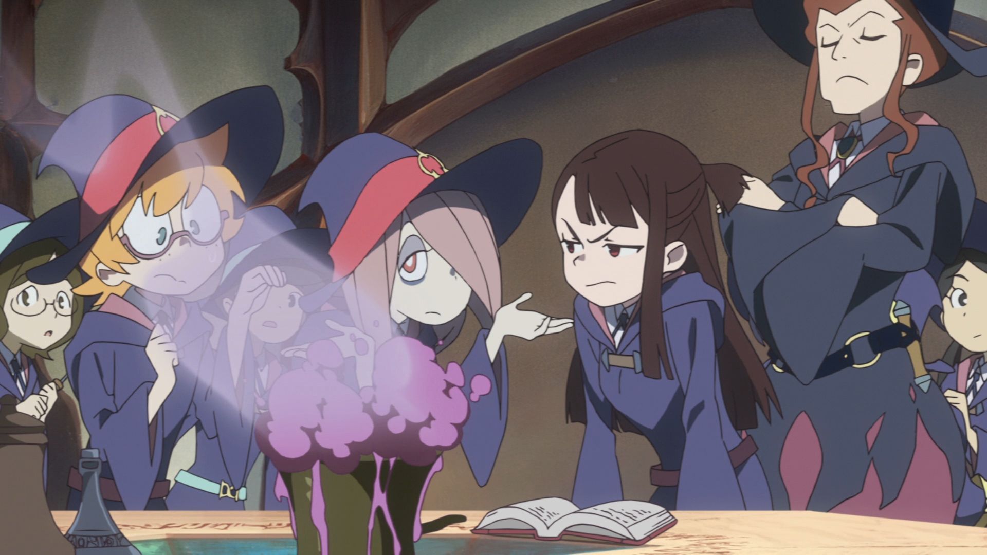 Академія Юних Відьом: Зачарований Парад