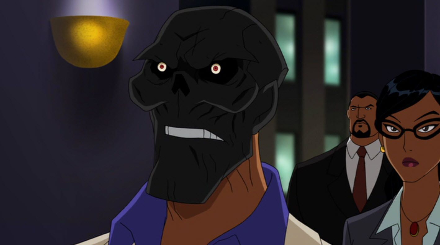 Бетмен: Під червоною маскою