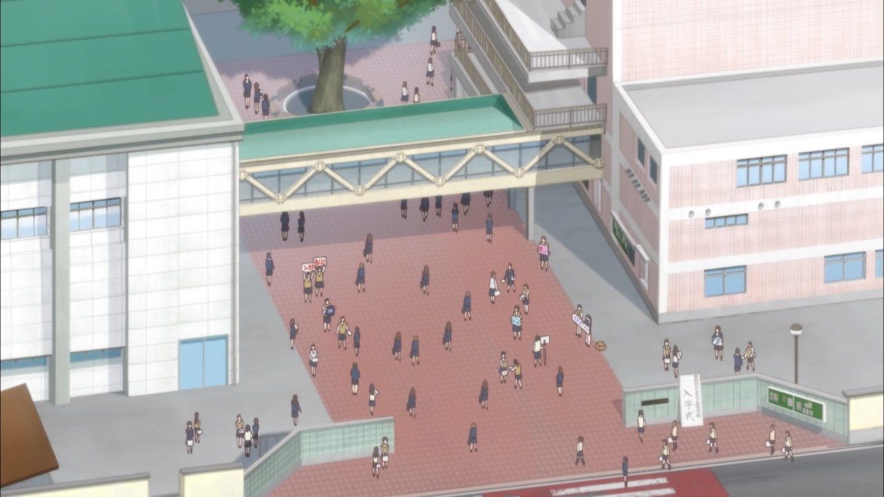 Безтурботні дні старшокласниць