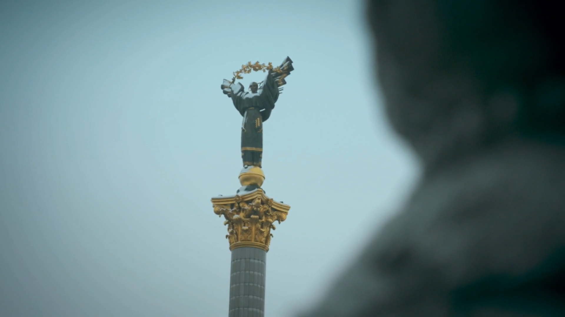 Зона війни. Беар Ґріллс зустрівся із президентом Зеленським