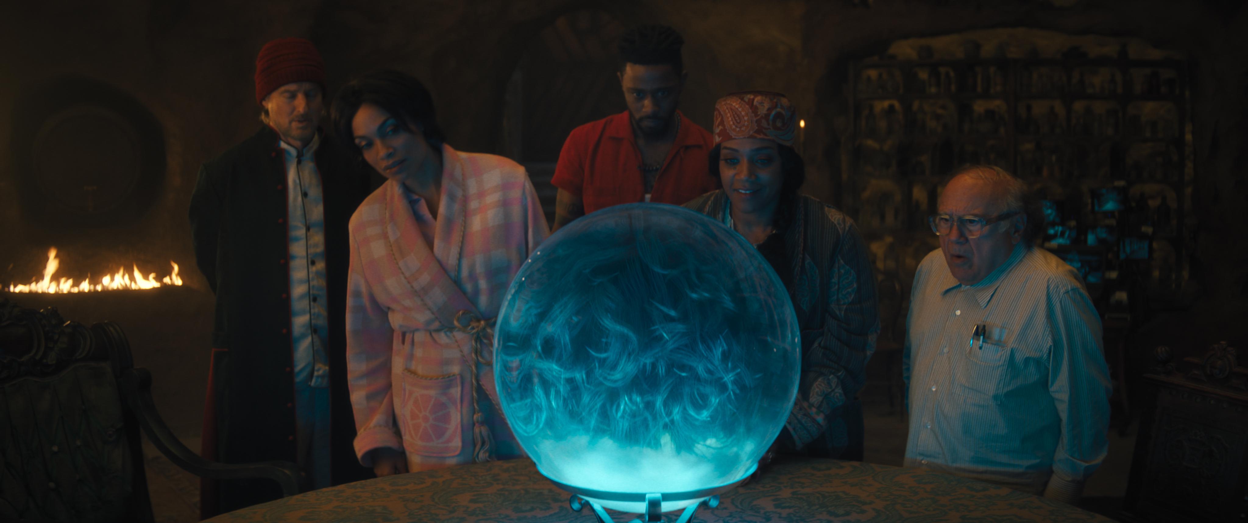 Маєток з привидами