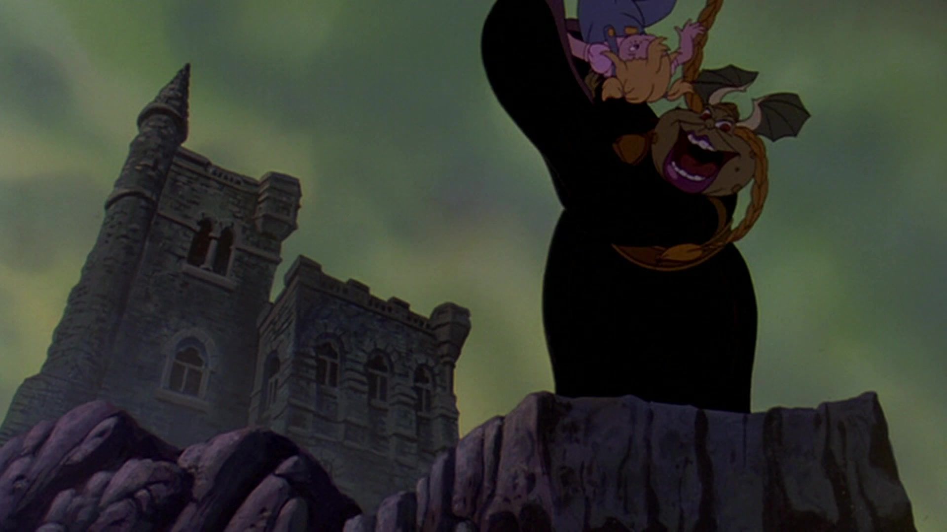 Троль у центральному парку