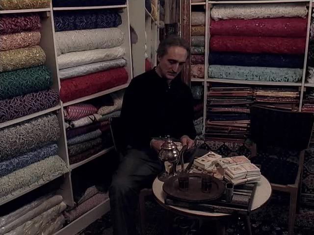 Дівчина номер один