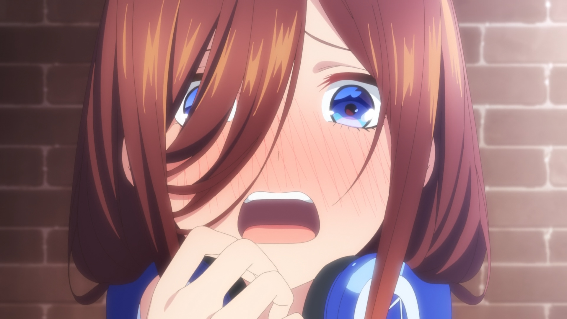 Пʼять наречених-близнят Медовий місяць