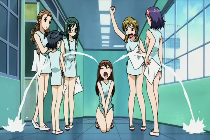 Старшокласниці