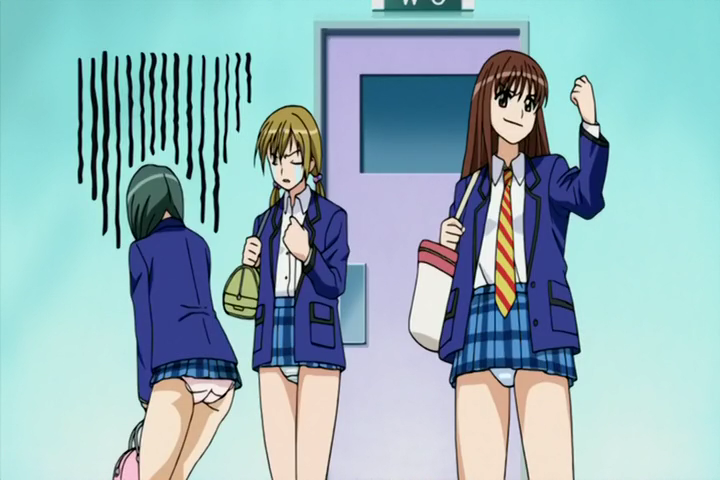 Старшокласниці