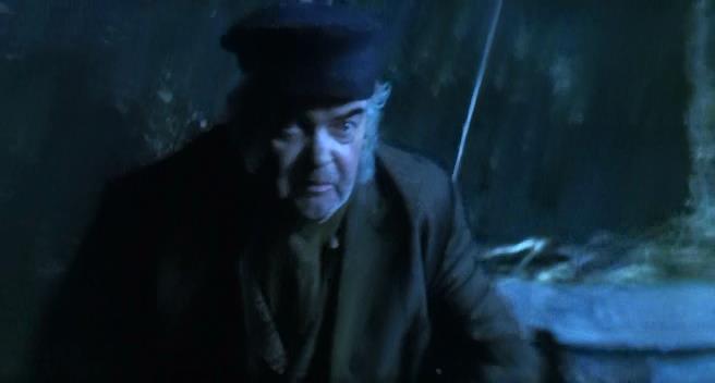 Кіт з людськими руками