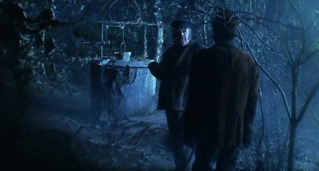 Кіт з людськими руками