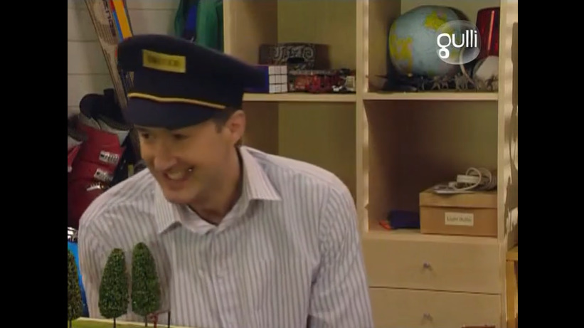Джин в домі